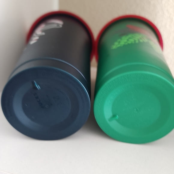 Starbucks 2 Venti  24oz Reusable Cold Cup With Straw Lid Holiday Christm… - Picture 3 of 5